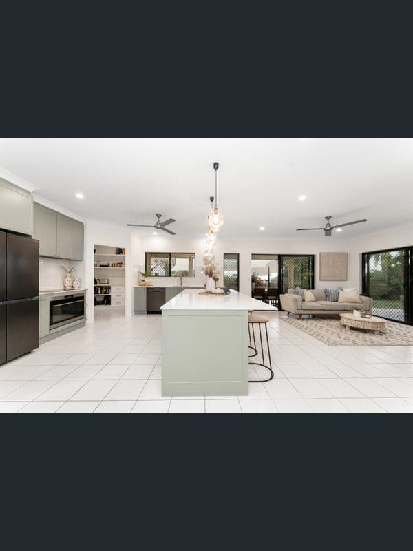 9 Perisher court, Mount Louisa β photo 3 of 7